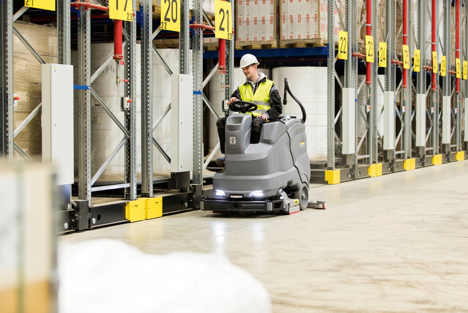 Scheuersaugmaschine B 150 R Bp PACK DOSE+SB+240Ah Li+Ri+R85 - Flexclean GmbH - Abteilung Karcher Flexstore
