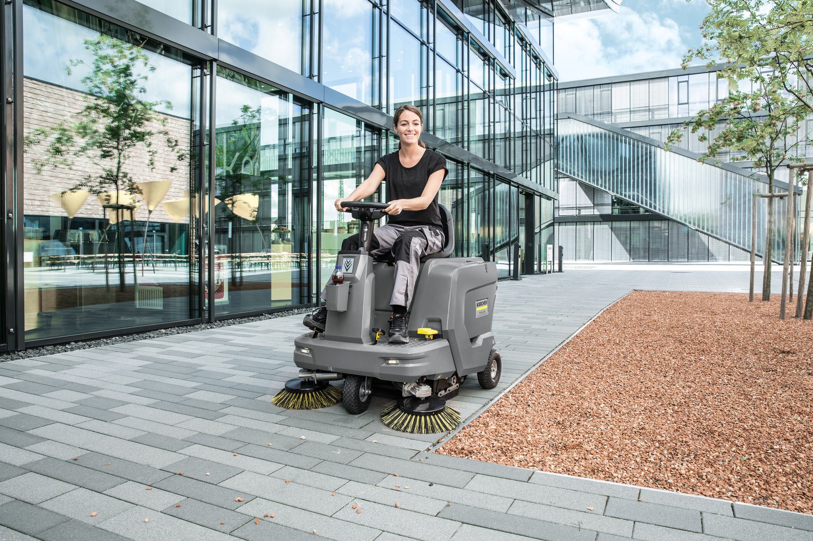 Kehrsaugmaschine KM 85/50 R Bp Pack - Flexclean GmbH - Abteilung Karcher Flexstore